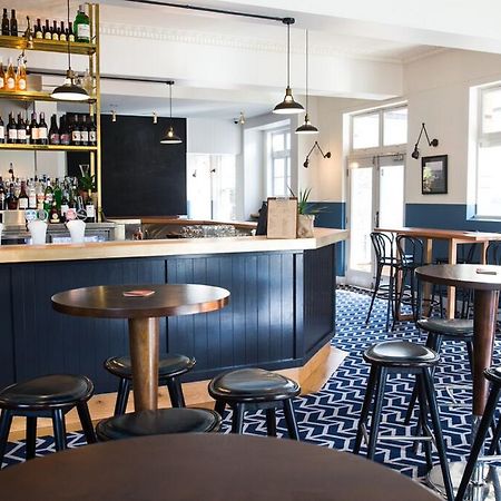 Blues Point Hotel Sidney Dış mekan fotoğraf